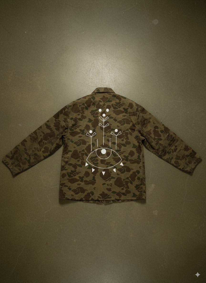 Camisa camuflaje pintada.