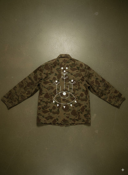 Camisa camuflaje pintada.