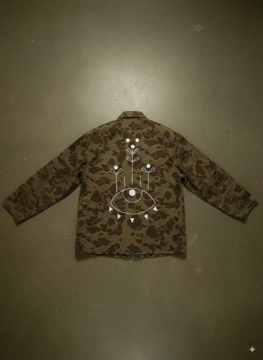 Camisa camuflaje pintada.